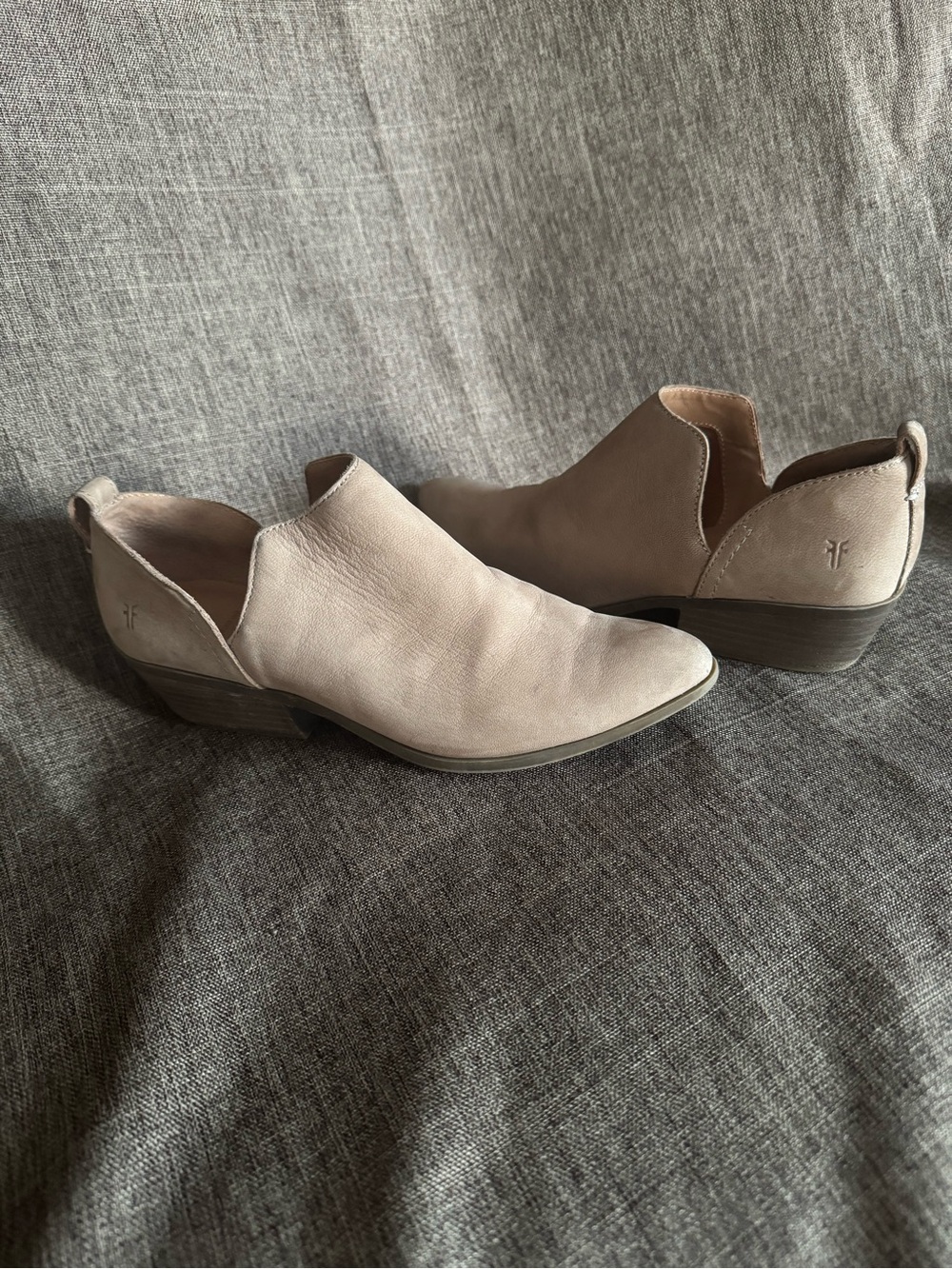 Frye Women's Ankle Booties leather Melissa shootie bootie 7M